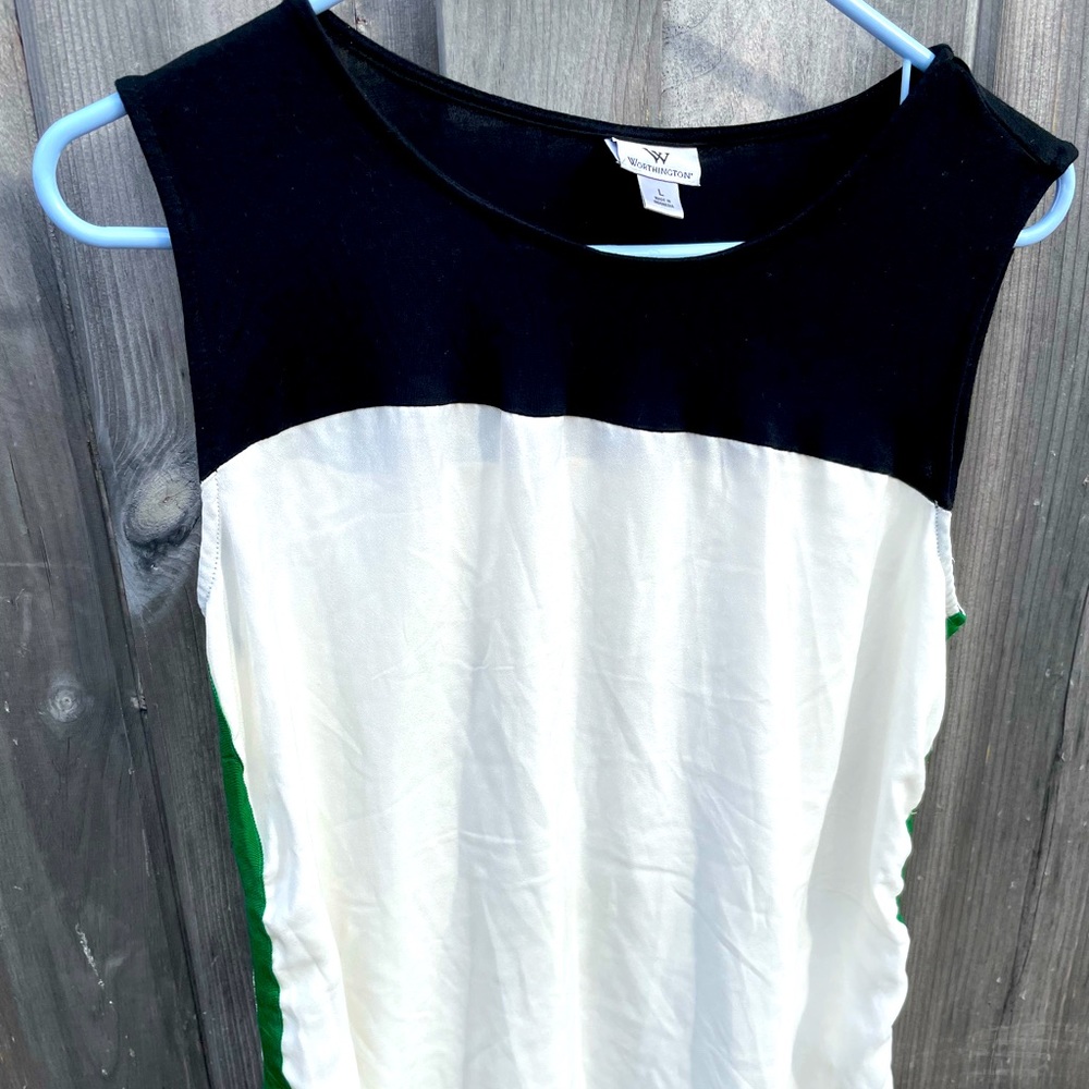 Worthington color block sleeveless women’s blouse with green stripe down sides